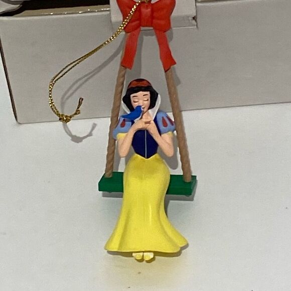 Disney Snow White In Red Ribbon Swing Christmas Tree Hanging Ornament - Picture 1 of 8